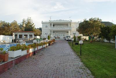 Недвижимость на Халкидики Кассандра. Вилла площадью 600 кв.м.