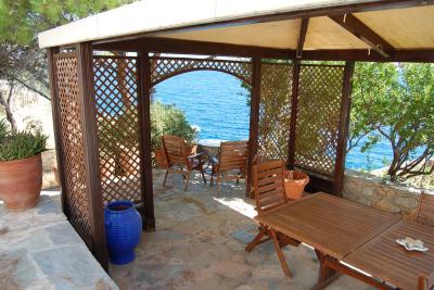 Недвижимость на о.Спетсес . Вилла площадью 1000 кв.м.