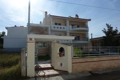 Недвижимость на Аспровалта . Вилла площадью 350 кв.м.