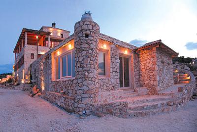 Недвижимость на о.Закинфос . Вилла площадью 250 кв.м.