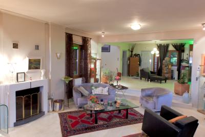 Недвижимость на Катерини . Вилла площадью 270 кв.м.