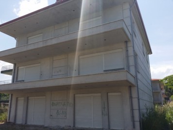 Недвижимость на Пригороды г.Салоники . Таунхаус площадью 181 кв.м.